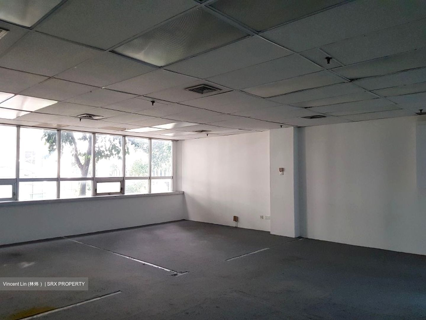 North Bridge Centre (D7), Office #629811561